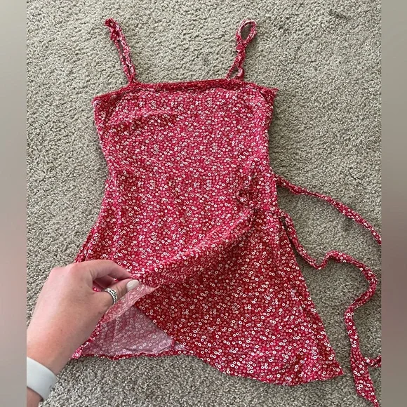 Altar’d State Red White and Blue Flower Dress - Picture 3 of 6